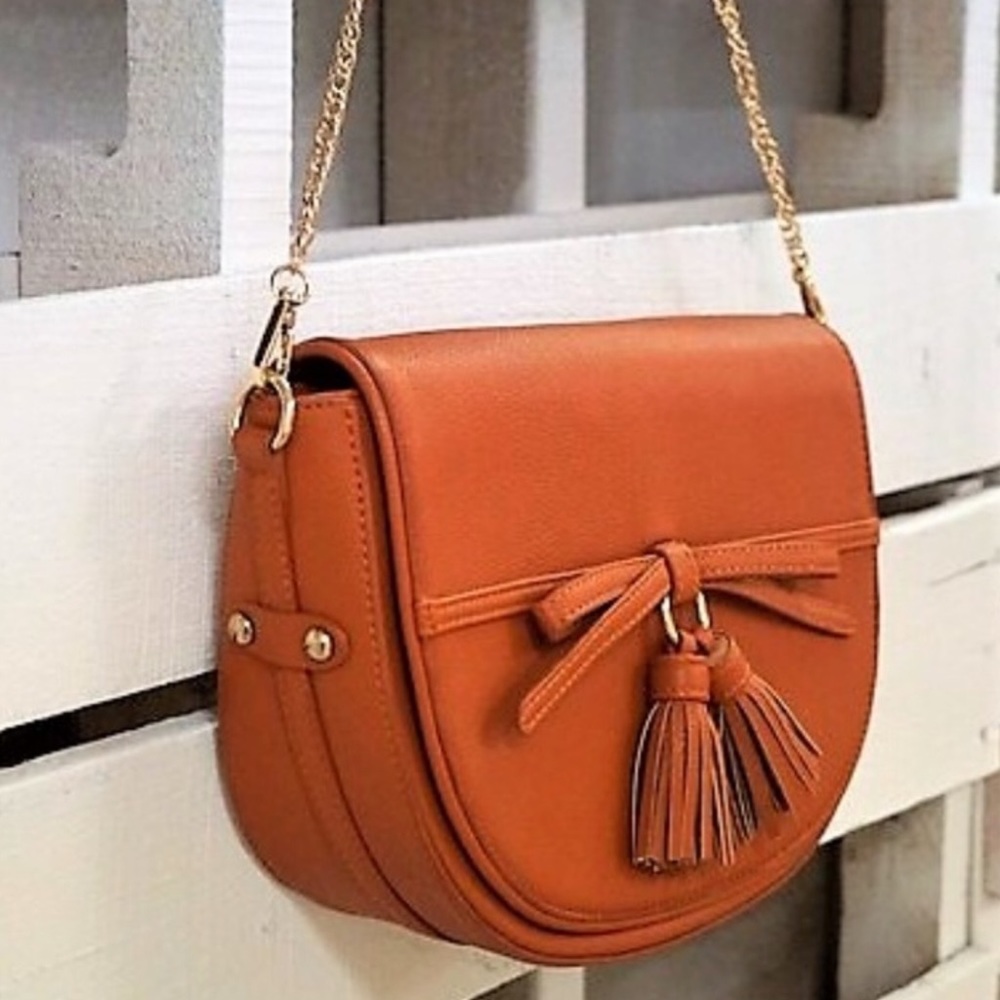 🍃🌷 New Arrival Half moon 🌙 Bag
